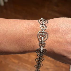 Unique sterling silver Swarovski Crystal bracelet (worn once) no box